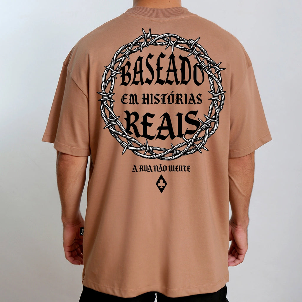 CAMISETA OVERSIZED BASEADO EM FATOS REAIS