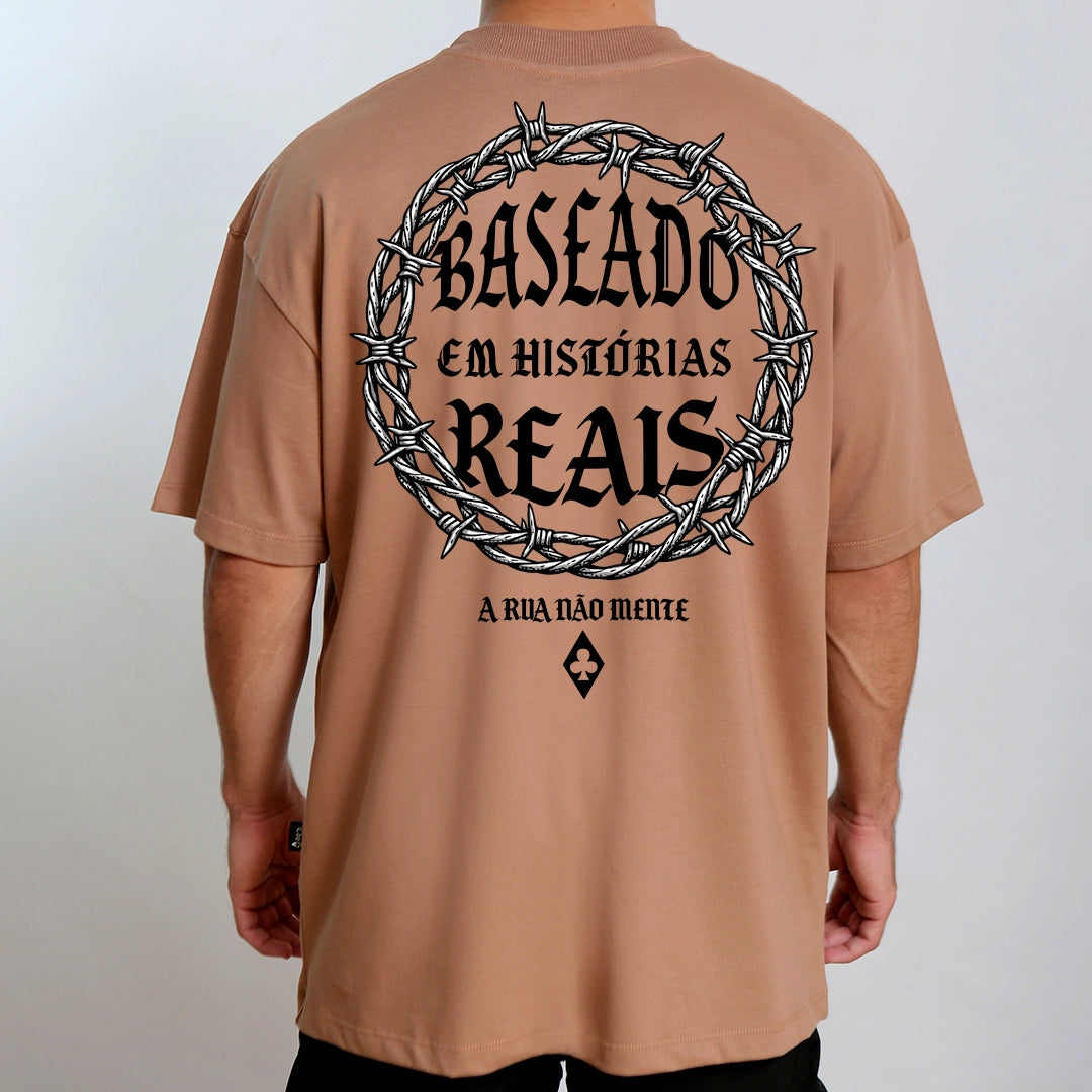 CAMISETA OVERSIZED BASEADO EM FATOS REAIS