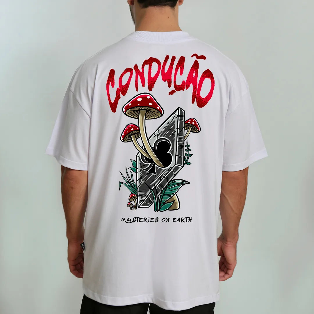CAMISETA OFF MANGA CURTA CONDUÇÃO MYSTERIES ON EARTH