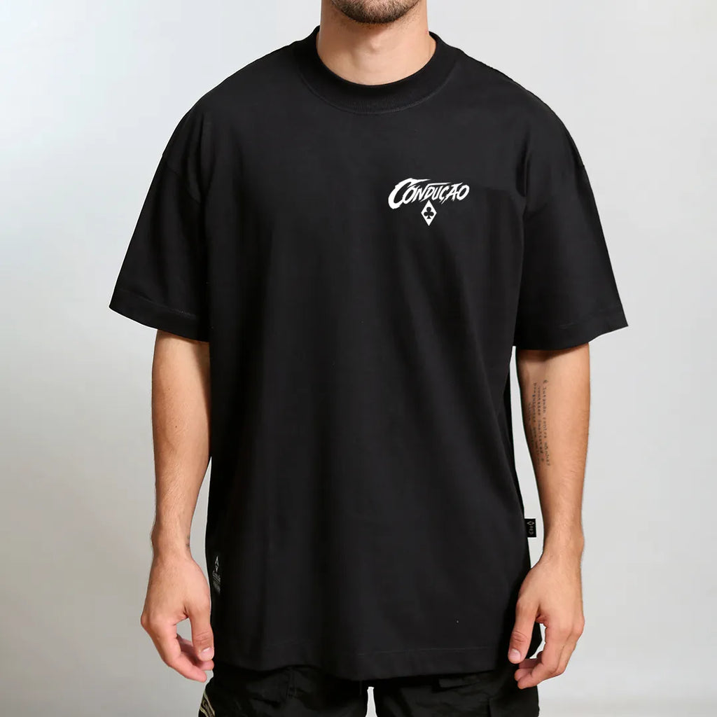 CAMISETA OVERSIZED V8