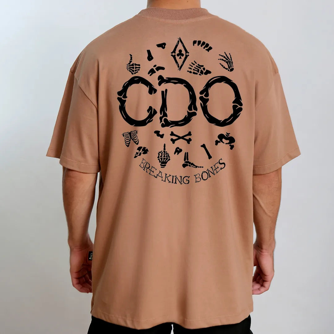 CAMISETA PRETA MANGA CURTA CONDUÇÃO BREAKING BONES