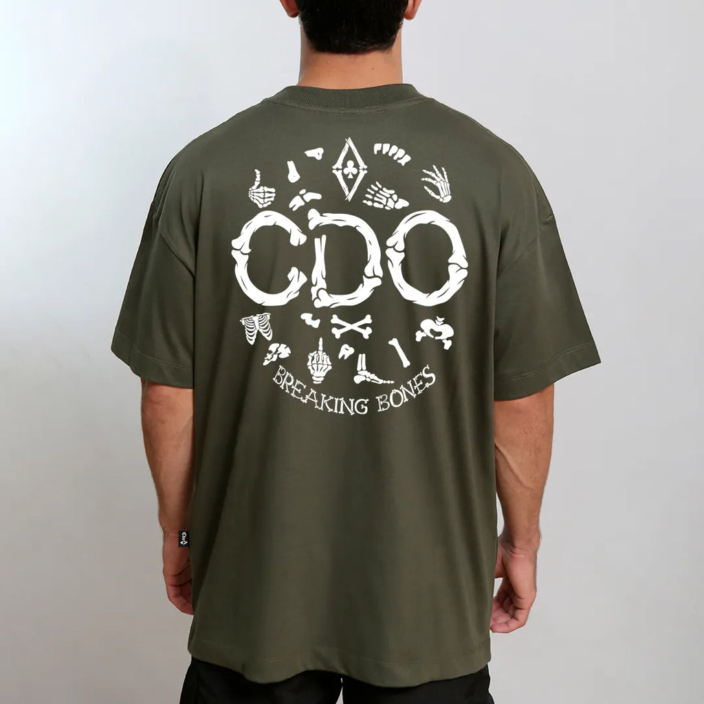 CAMISETA PRETA MANGA CURTA CONDUÇÃO BREAKING BONES